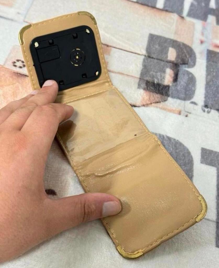 Vintage LCD Leather Quartz portemonnee klok horloge lederen, Antiek en Kunst, Ophalen of Verzenden