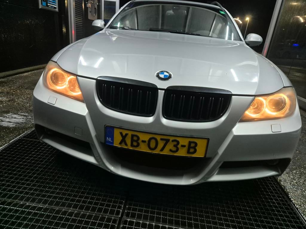 BMW 3-Serie 318i Touring 2008 Grijs 143pk origineel M pakket, Euro 5, Achterwielaandrijving, Zwart, Alcantara