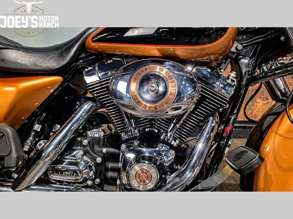 HARLEY-DAVIDSON ROAD KING CLASSIC FLHRC 105th ANNIVERSARY, 2 cilinders, HARLEY-DAVIDSON, Motorrijbewijs A, Bedrijf