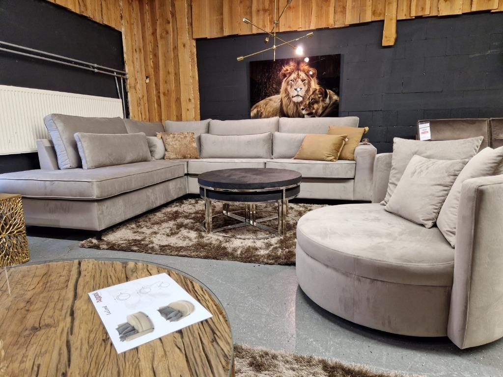 Voorraad Actie | Lounge | Velvet hoekbank | Showroom Utrecht, Huis en Inrichting, Ophalen, Info@trendvortex.com, Hoekbank, Eric Kuster, modern, velvet