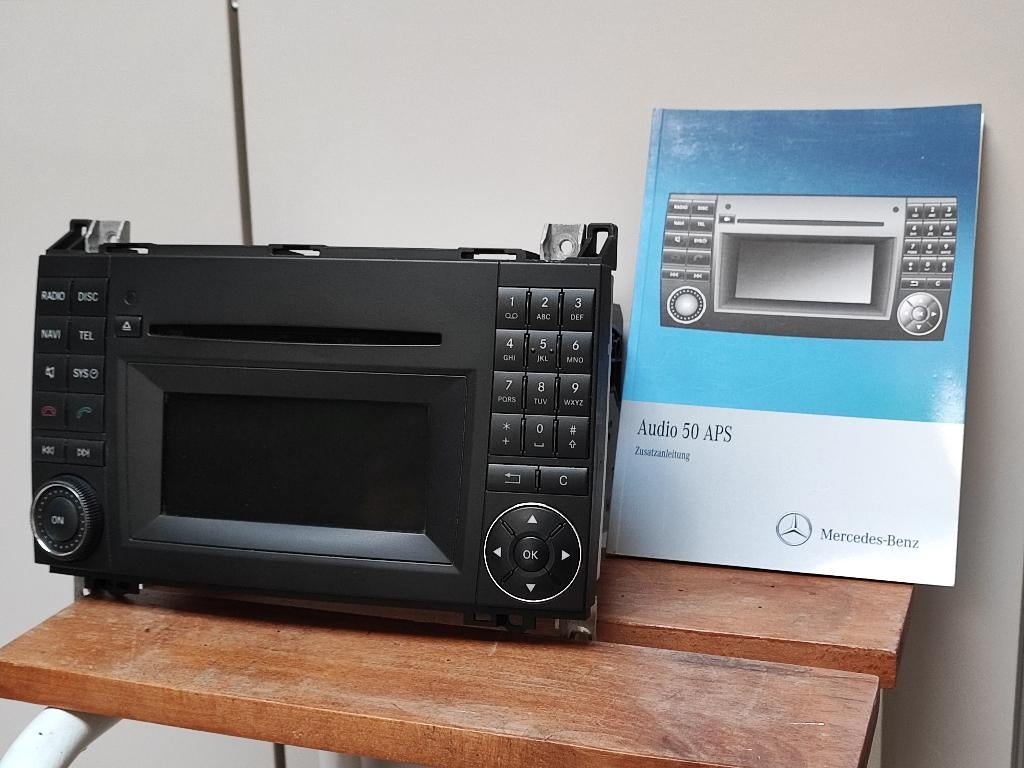 Originele autoradio Mercedes Viano,Vito,sprinter (2006-2016), Ophalen of Verzenden, Zo goed als nieuw