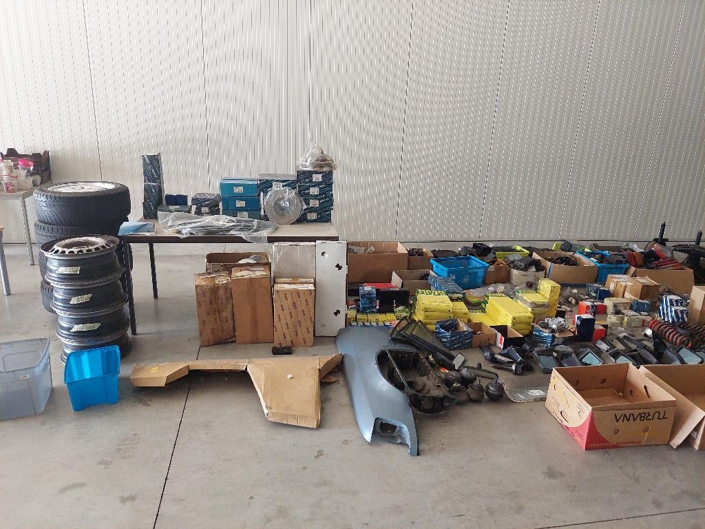 W124 W126 W201 W202 W203 W168 W169 Mercedes onderdelen, Ophalen of Verzenden, Mercedes-Benz