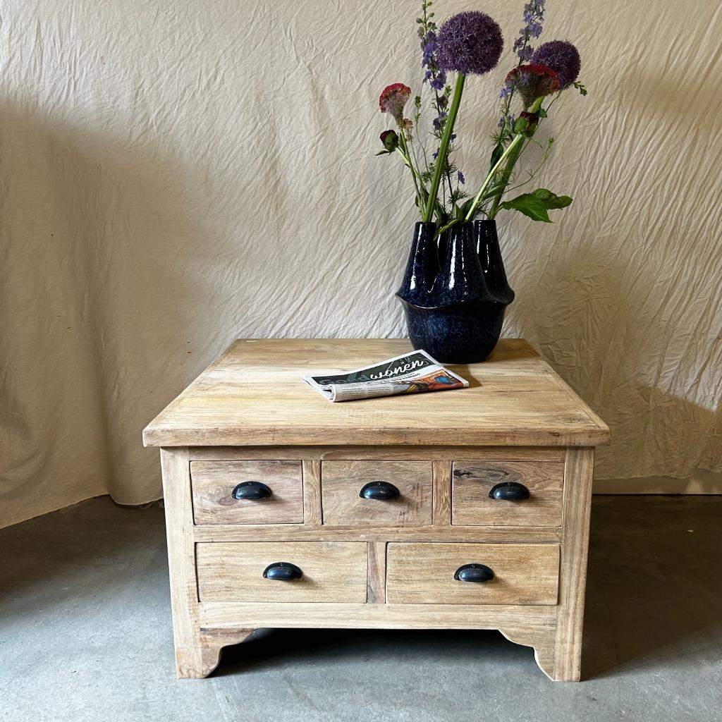 Salontafel - massief teak hout - vanaf € 129,- Bij TTM Wonen, TTM Wonen, Meubels – (Perzische) Tapijten en Woonaccessoires, Taag 63, 2491 CS, Den Haag (Forepark)