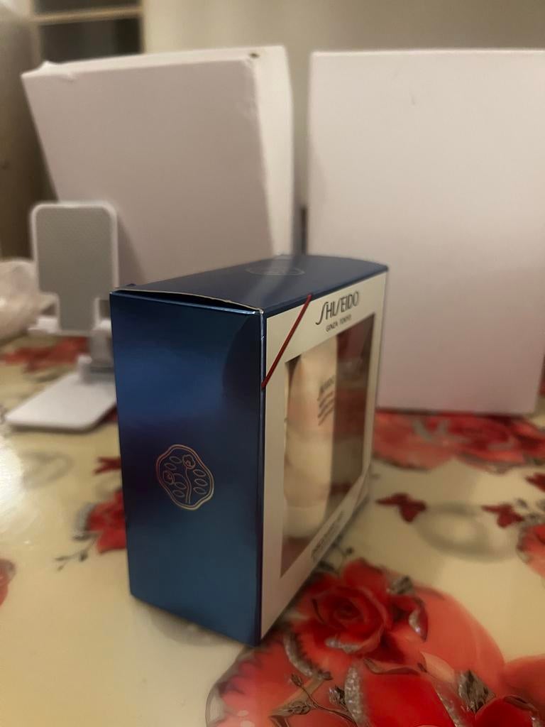 Shiseido Discovery Kit - Huidverzorging Set, Verzenden, Nieuw, Gehele gezicht, Verzorging