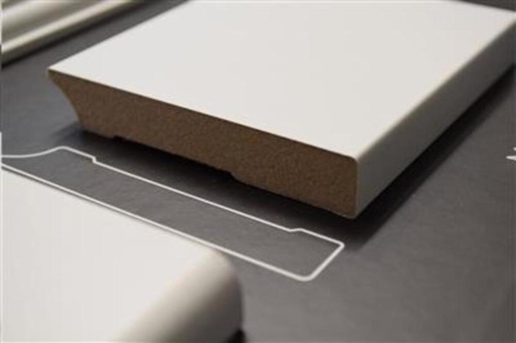 Folieplint MDF 70x15mm Wit (RAL 9016) / HOGE PLINTEN, Nieuw, Ophalen of Verzenden, Mdf, 200 tot 250 cm