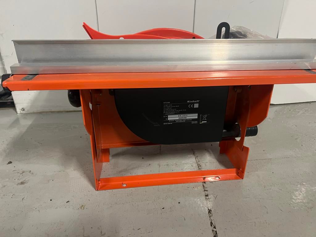 Einhell NTS 800 Tafelzaag - Compact en Handig!, Doe-het-zelf en Verbouw, Gereedschap | Zaagmachines, Cirkelzaag, 600 tot 1200 watt