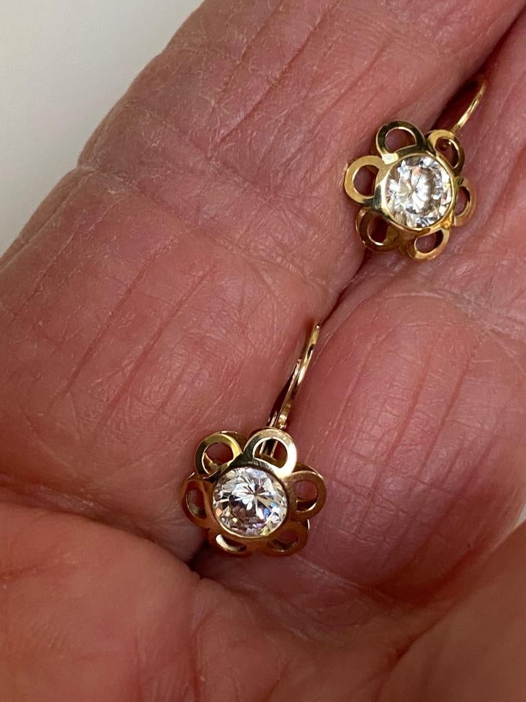 Geel gouden oorbellen steen, Verzenden, Goud, Oorbellen