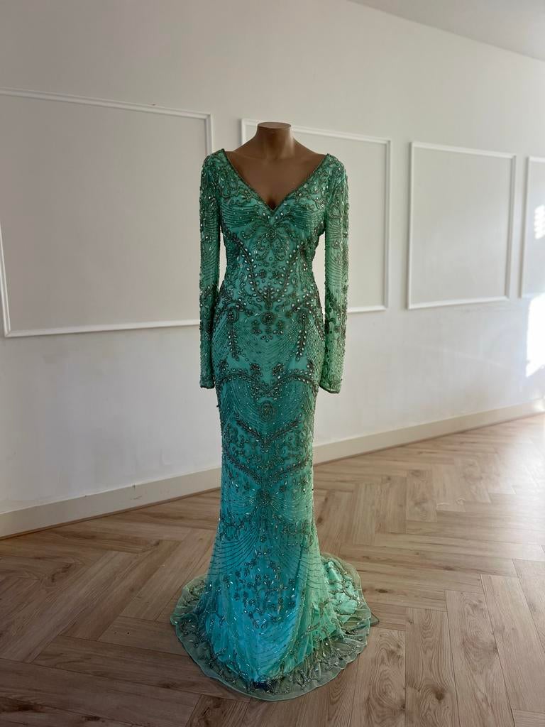 Huur prachtige galajurk maat 36/38, Galajurk, Ophalen of Verzenden, Zo goed als nieuw, Maat 36 (S)