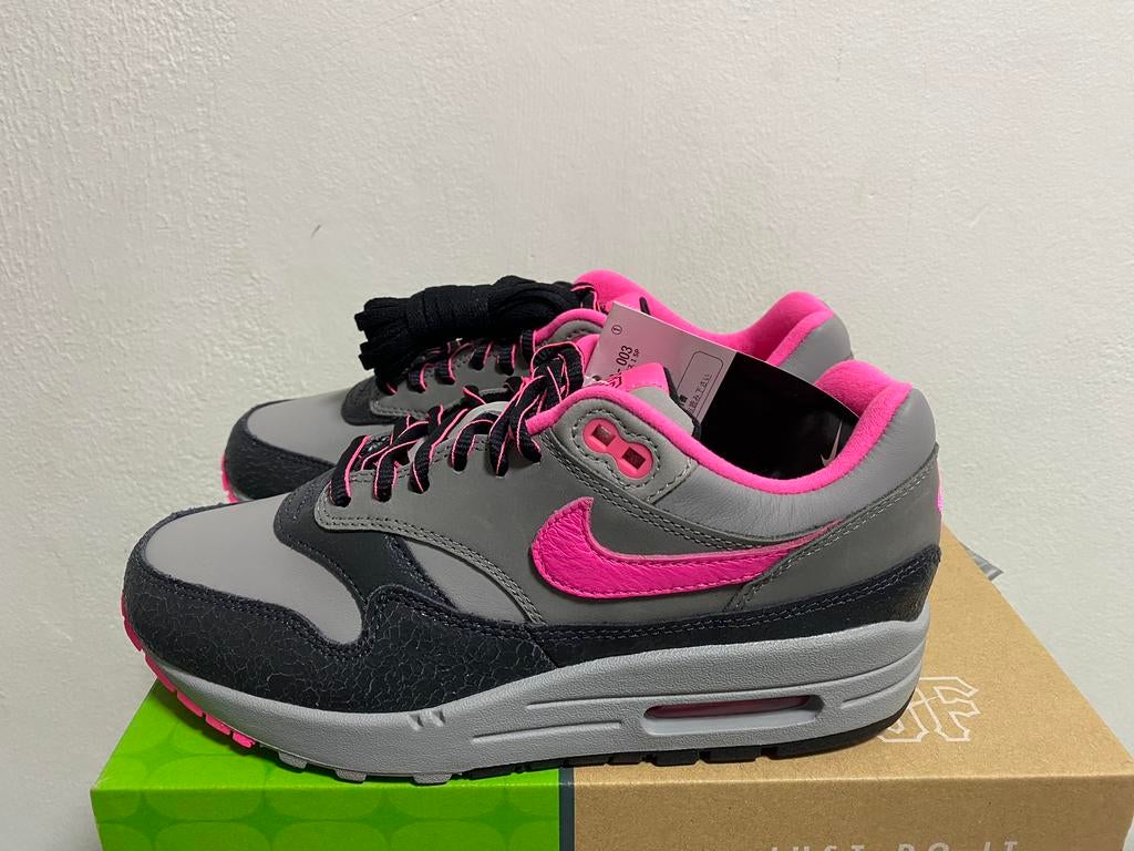 Nike Air Max 1 HUF Pink 37,5, Ophalen of Verzenden, Nieuw, Roze, Sneakers of Gympen