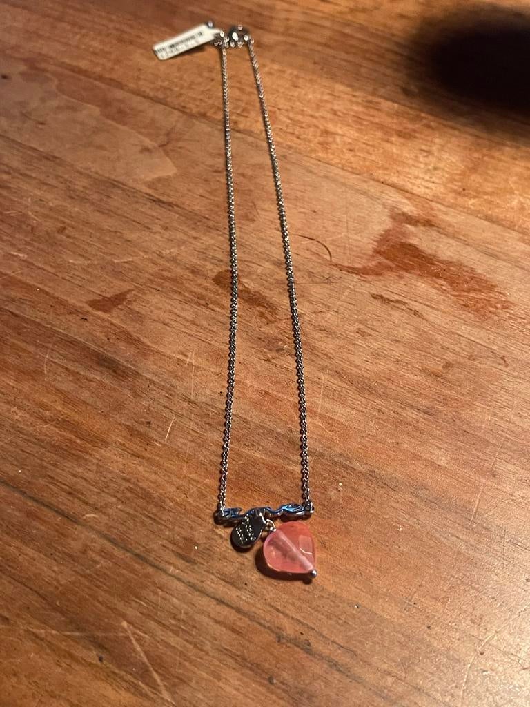 Exoal Ketting "Love" Zilverkleurig - Nieuw, Nieuw, Ophalen of Verzenden, Zilver, Overige materialen