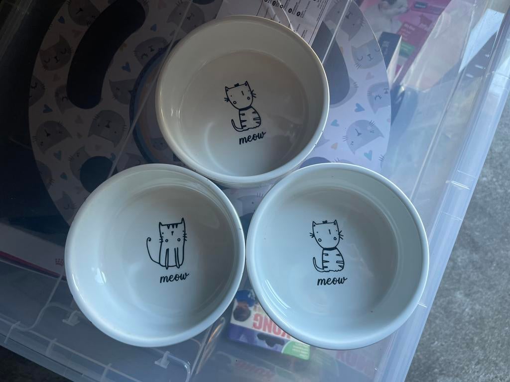 Katten voer- of drinkbak, Dieren en Toebehoren, Kattenvoerbakken en Drinkbakken, Zo goed als nieuw, Ophalen of Verzenden