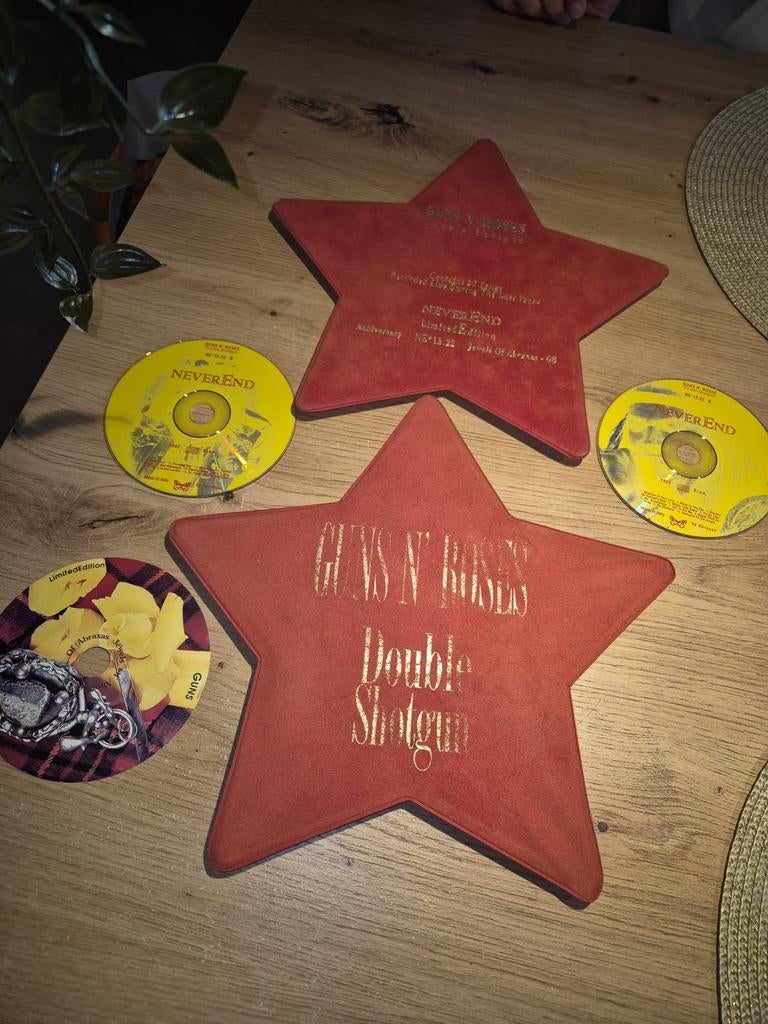 Guns n Roses bootleg cd, Ophalen of Verzenden, Gebruikt, Carnaval