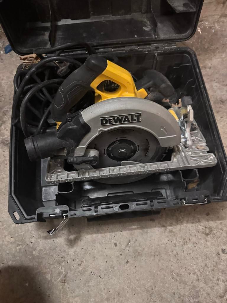 Dewalt Cirkelzaag - Gebruikt, Gebruikt, Cirkelzaag, 600 tot 1200 watt, Ophalen of Verzenden