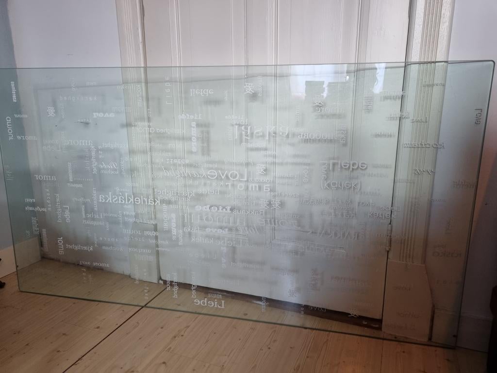 Gratis glazen plaat Ikea voor tafel of bureau, Huis en Inrichting, Bureaus, Ophalen, Gebruikt