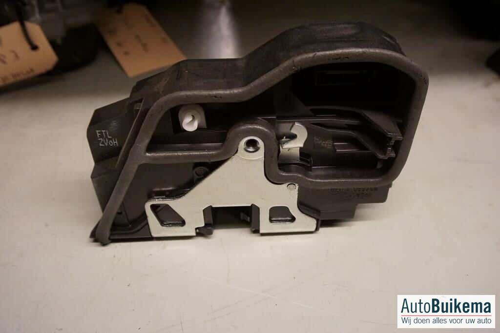 Origineel BMW 3-Serie F30 portierslot links voor, Ophalen of Verzenden, Gebruikt, BMW