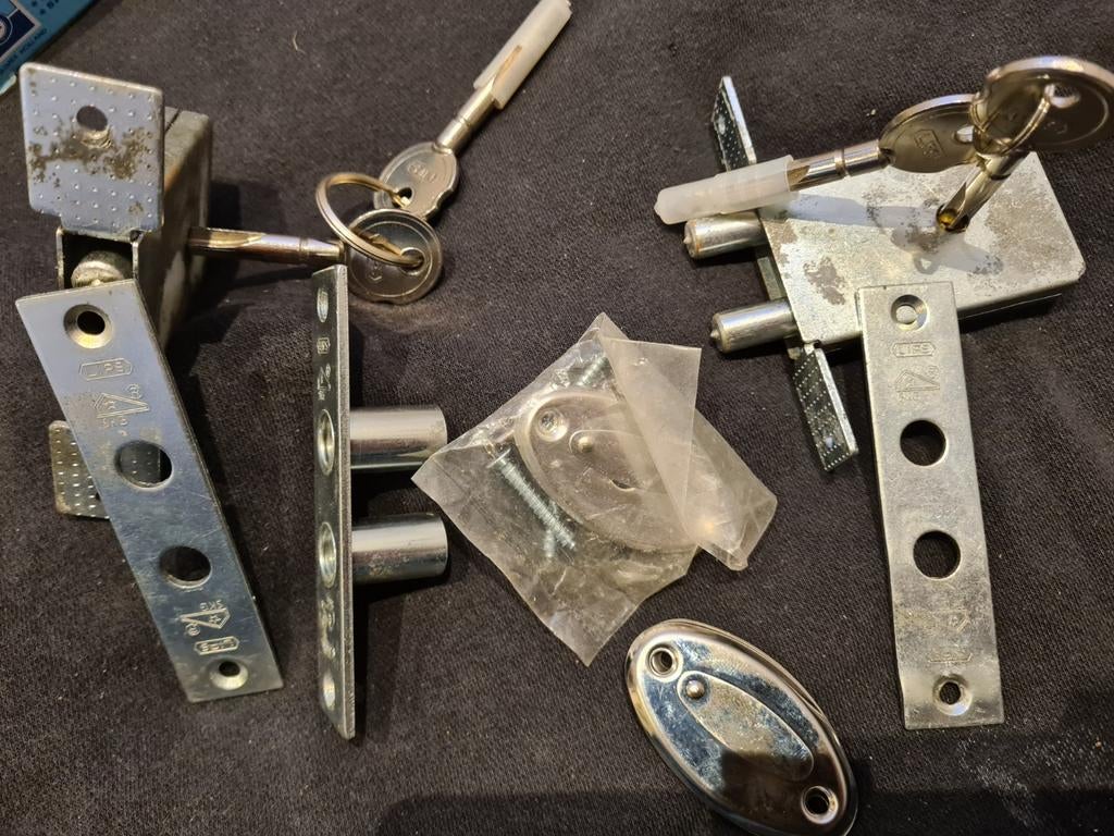 Lips insteeksloten 2x dx insteekslot, Ophalen of Verzenden, Slot