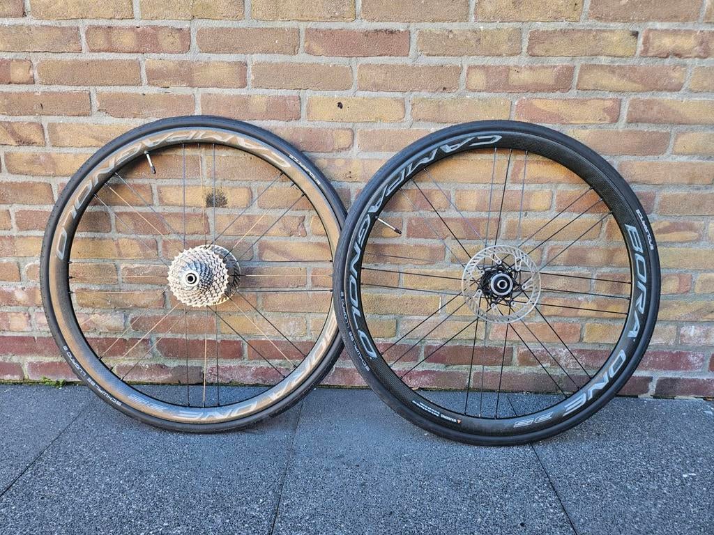 Campagnolo Bora One. Carbon wielset Disc. Als nieuw, Fietsen en Brommers, Fietsonderdelen, Wiel, Franeker, Racefiets, Ophalen of Verzenden