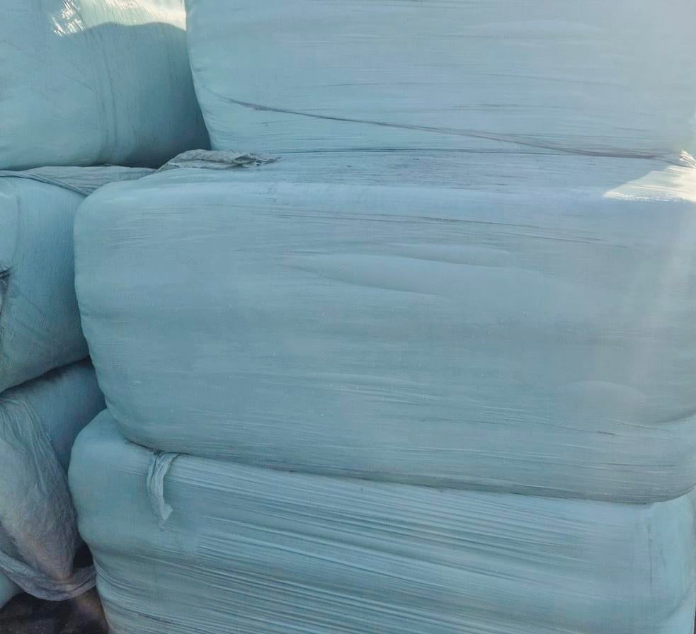 Vierkante balen voordroog gras, Dieren en Toebehoren, Dierenvoeding, Ophalen of Verzenden, Vee