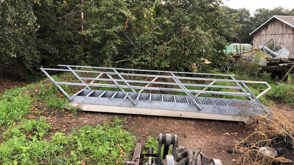 Trap 3.40 en trap 3.80 1 en 2 leuningen, Ophalen of Verzenden, Gebruikt, Trap, 2 tot 4 meter