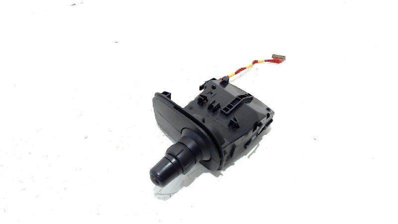 Richtingaanw schakelaar Renault Modus, Onderdelen@venauto.nl, Van der Ven Autorecycling B.V., Gebruikt, Ettenseweg 76, 4706 PB Roosendaal, The Netherlands