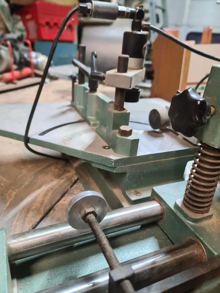 Frees wegoma, Ophalen