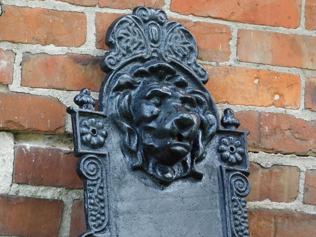 Wandfontein Leeuw - Zwart - 75 cm - Gietijzer, Tuin en Terras, Ophalen of Verzenden, Gietijzer, Fontein