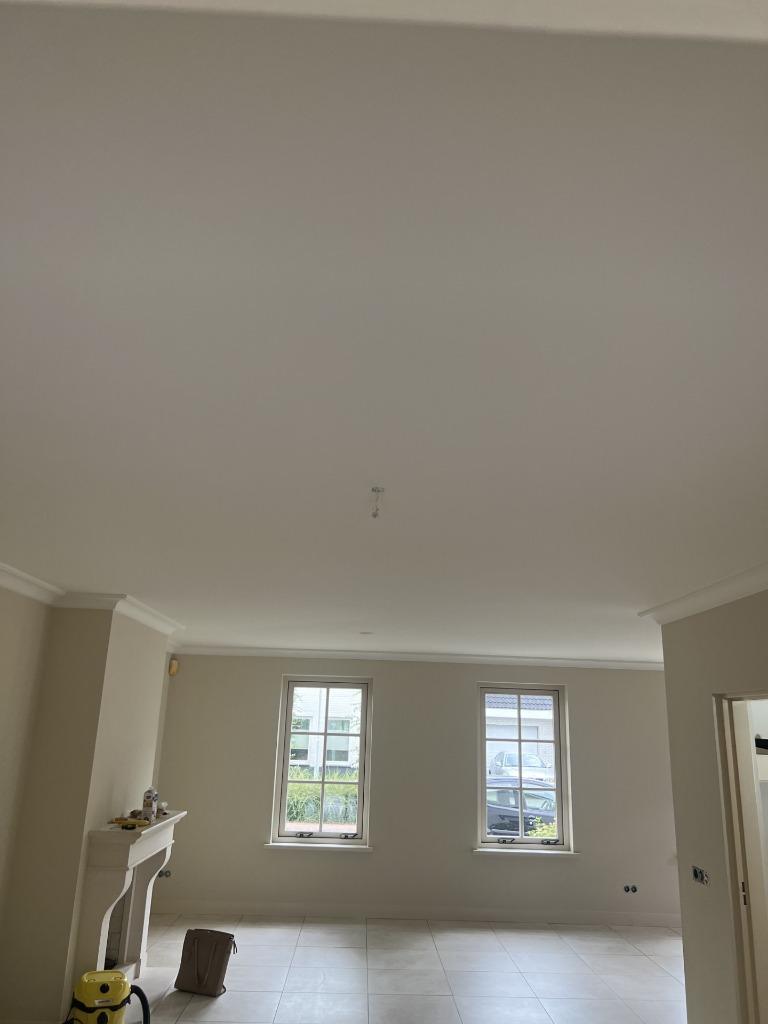 Schilderwerk aangeboden Best/Eindhoven/Tilburg en omstreken, Diensten en Vakmensen, Schilders en Behangers, Garantie, Behangen