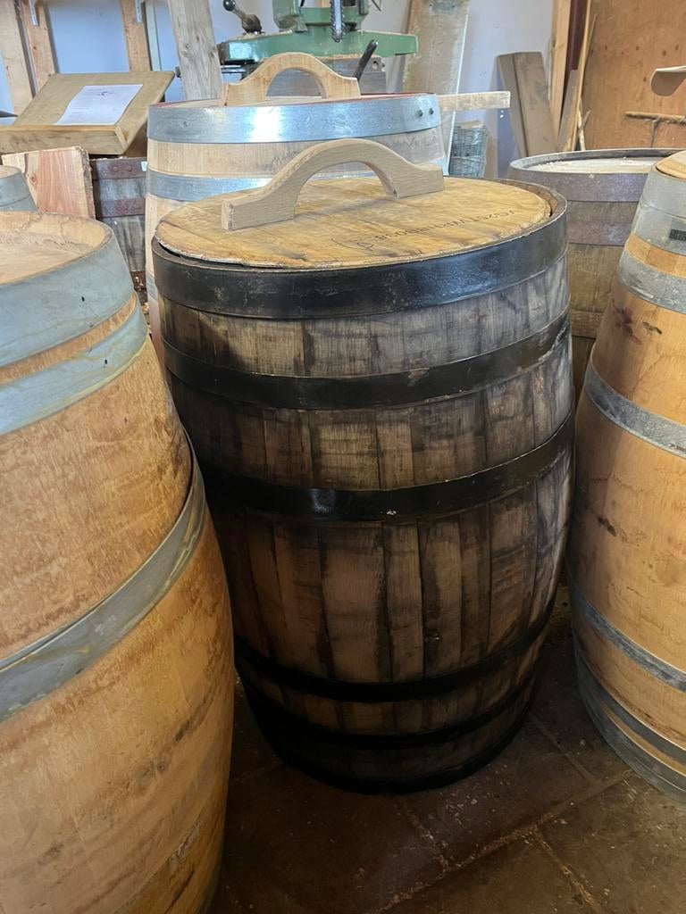 Regenton wijnvat whiskyvat dompelton wateropvang houten ton