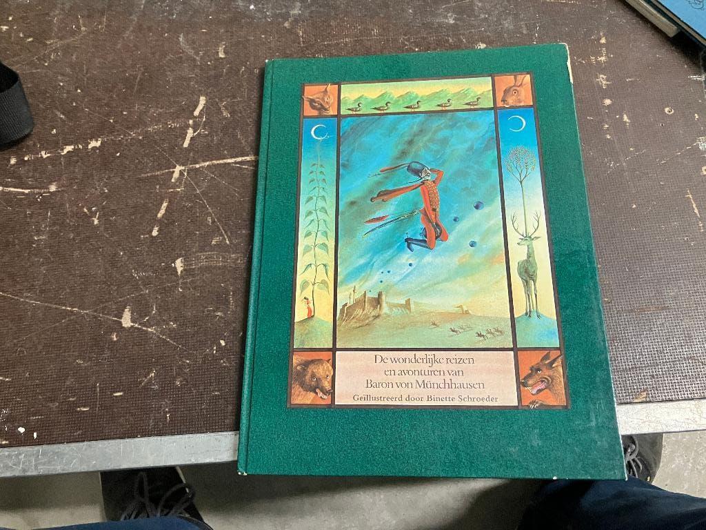 aconturen baron Münchhausen Binette Schroeder surrealisme, Gelezen, Binette Schroeder, Ophalen of Verzenden, Fictie