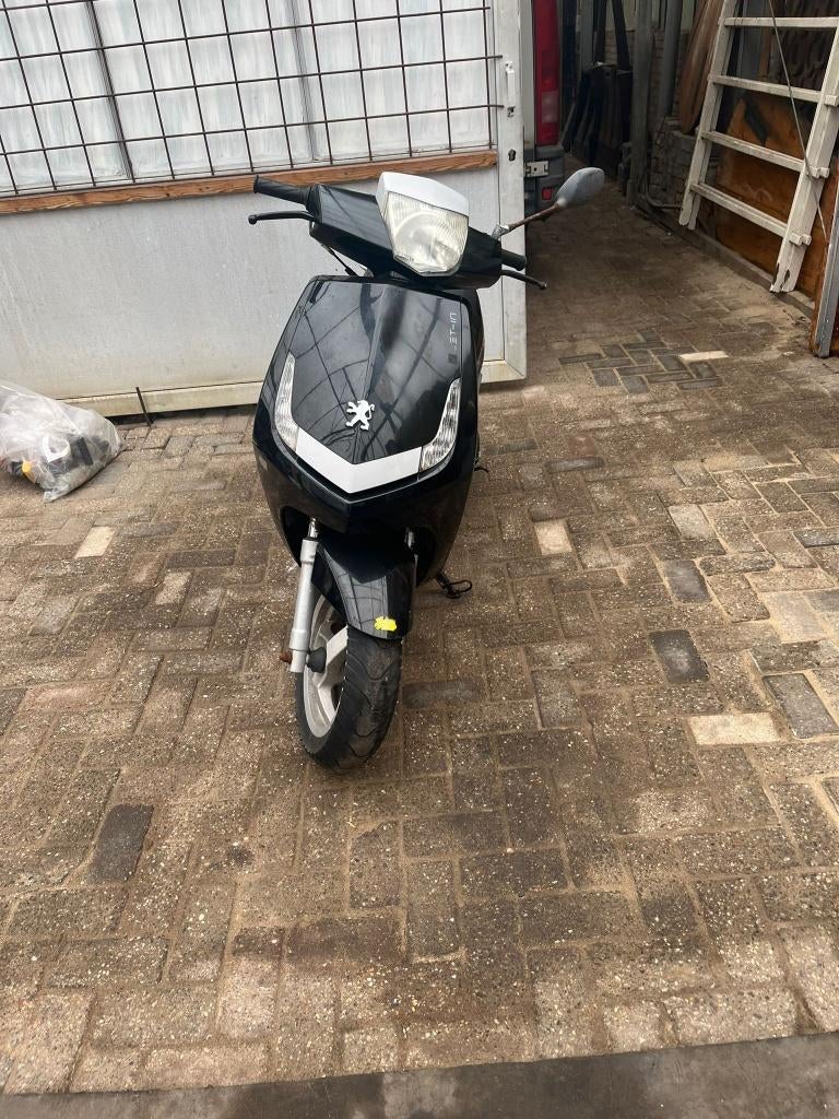 Peugeot viva city 2010, Ophalen, Gebruikt, 49 cc, Benzine