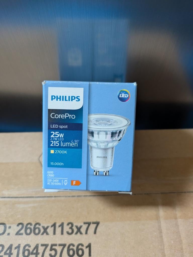 PHILIPS corePro
LED spot
25w 2.7W LED
215 lumen

2700K
Gu10, Ophalen of Verzenden, Nieuw, Minder dan 50 cm