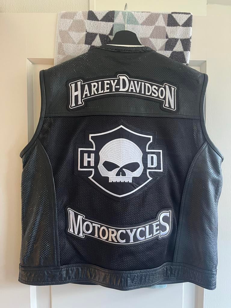 LEATHERICK Doorwaai motorvest met Harley Davidson patches, Ophalen of Verzenden, Tweedehands, Heren, Jas | leer