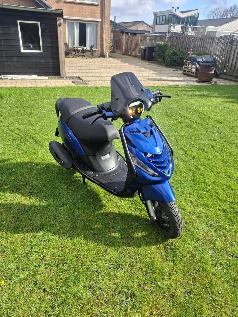 Piaggio zip, Ophalen, Zo goed als nieuw, Benzine, Zip