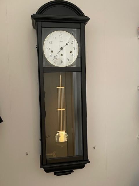 Hermle hangklok, Ophalen, Zo goed als nieuw, Analoog, Wandklok