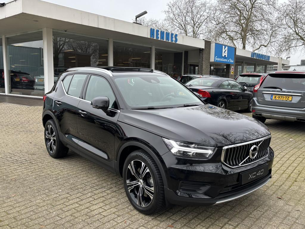 Volvo XC40 T4 211pk Recharge Inscription Pano 360 ACC Keyles, Gebruikt, Met garantie (alle), Zwart, Bedrijf