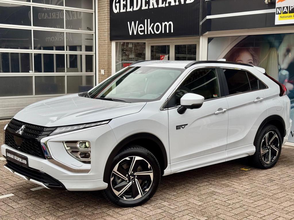 Mitsubishi Eclipse Cross 2.4 PHEV Intense+ | Bi-Xenon | Full, Automaat, 4 cilinders, Wit, Bedrijf