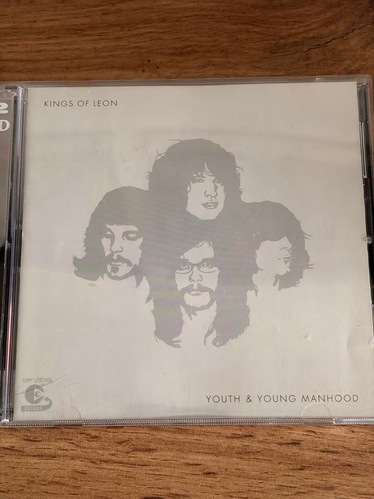 Kings of Leon - Youth & Young Manhood CD, Ophalen of Verzenden, 2000 tot heden, Zo goed als nieuw
