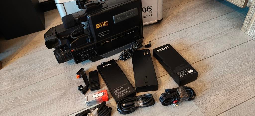 Philips Professionele Videocamera VHS, Ophalen of Verzenden