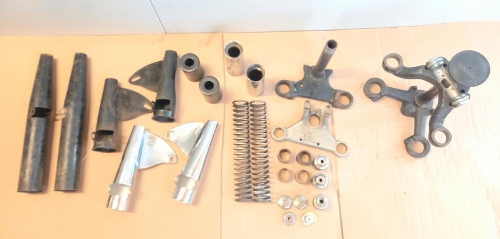 BSA Ariel voorvork onderdelen. Balhoofd., Ophalen of Verzenden