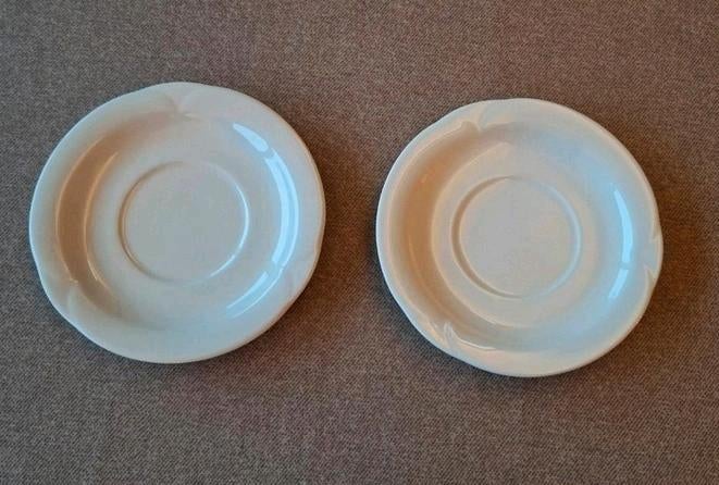 Arzberg schotels - 2 stuks in goede staat, Gebruikt, Ophalen of Verzenden, Overige stijlen, Kop(pen) en/of Schotel(s)