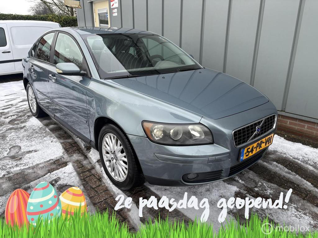Volvo S40 2.4 Momentum, Voorwielaandrijving, Stof, Gebruikt, Beige