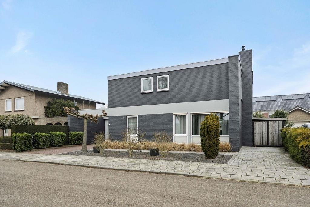 Mooie vrijstaande goed onderhouden woning., Huizen en Kamers, Huizen te koop