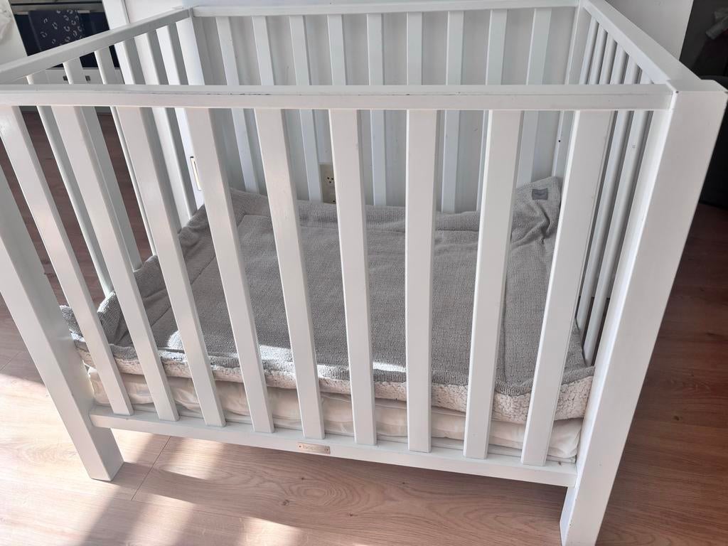 Bopita Witte box verstelbaar, incl matras (zonder boxkleed), Ophalen, Gebruikt, Vierkant