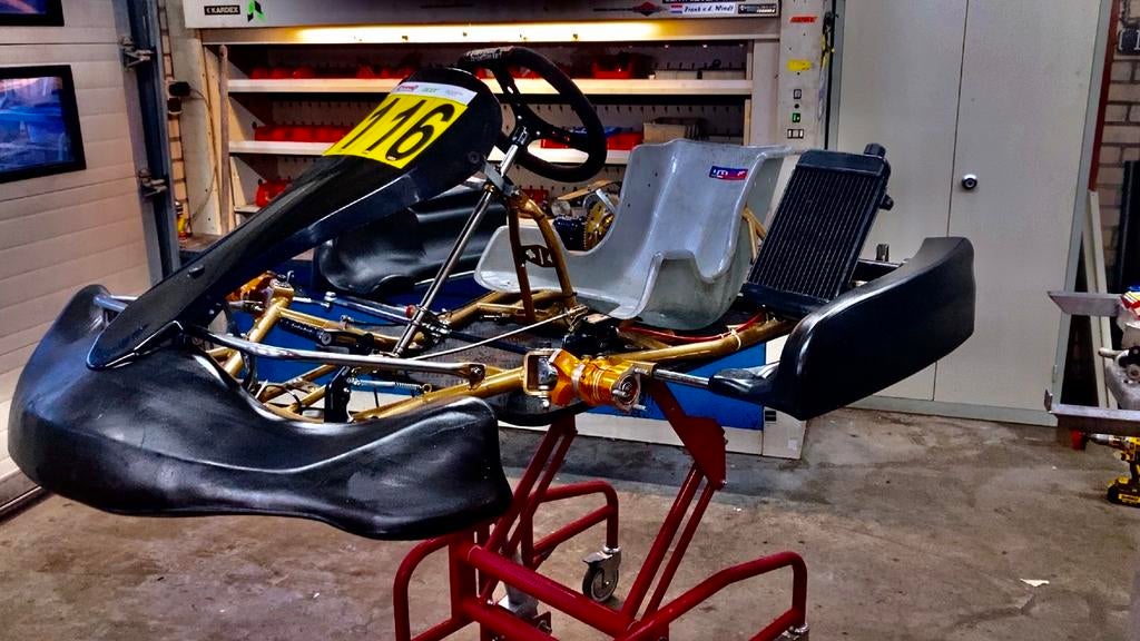 KART. ACTIE !!, Sport en Fitness, Karting, Ophalen of Verzenden, Gebruikt, Kart