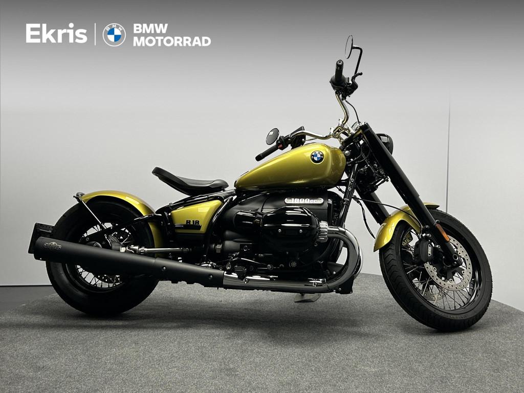BMW R 18 Special Vans & Hines uitlaten
