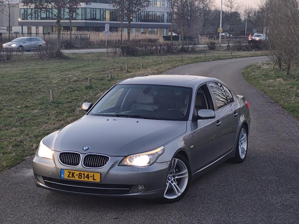 BMW 535iA -Comfort-Individual Hifi-Pano-stoelvewarming-ARS, Automaat, Achterwielaandrijving, Leder, Grijs