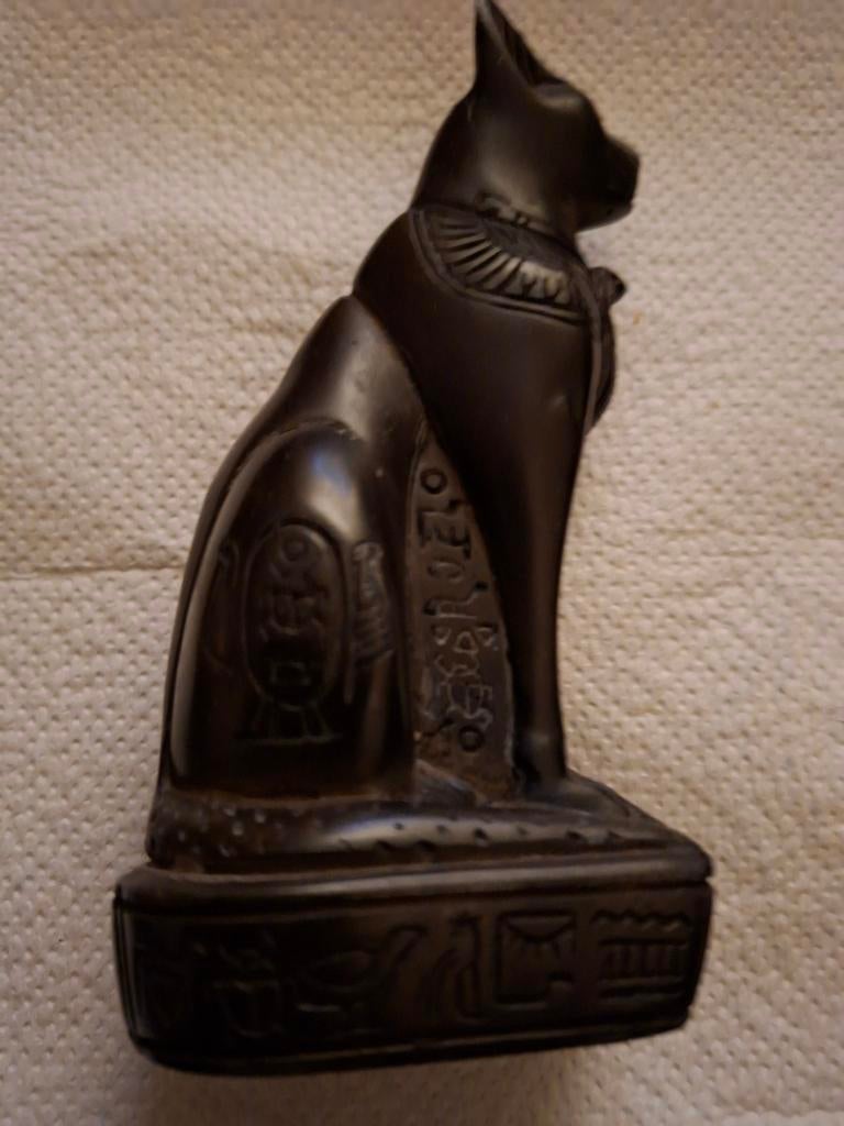 Beeldje Egyptische Godin Kat Bastet, Ophalen of Verzenden, Zo goed als nieuw, Dier