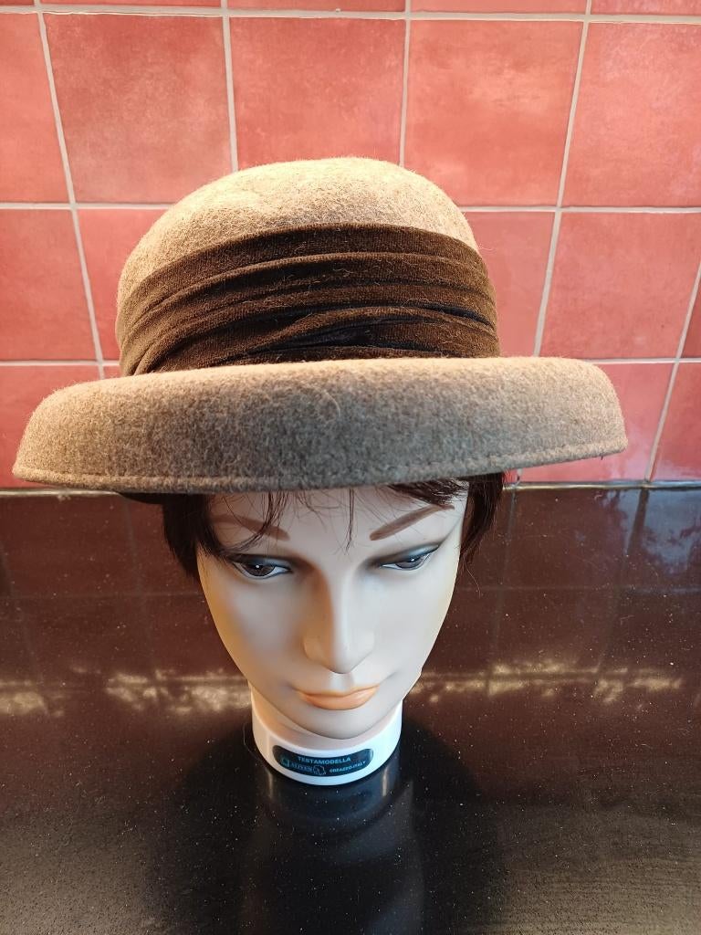 Bruine kwaliteits hoed Chapeau Jacqueline, Ophalen of Verzenden, Zo goed als nieuw, One size fits all