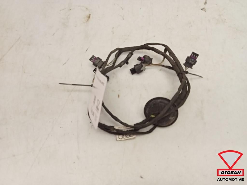 Audi A1 8X PDC Kabelboom Achter 4xPDC 8X0971085A, Gebruikt, AUDI AG, Auto-Union-Strasse 1
85045  Ingolstadt, DE, Kundenbetreuung@audi.de