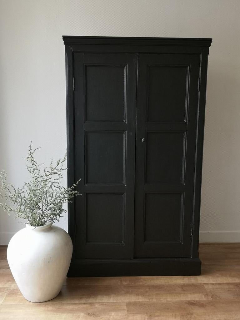 Antieke kast, boeren kast, Oer Nij, Ophalen